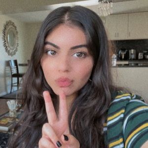 Meet your Posher, Sara